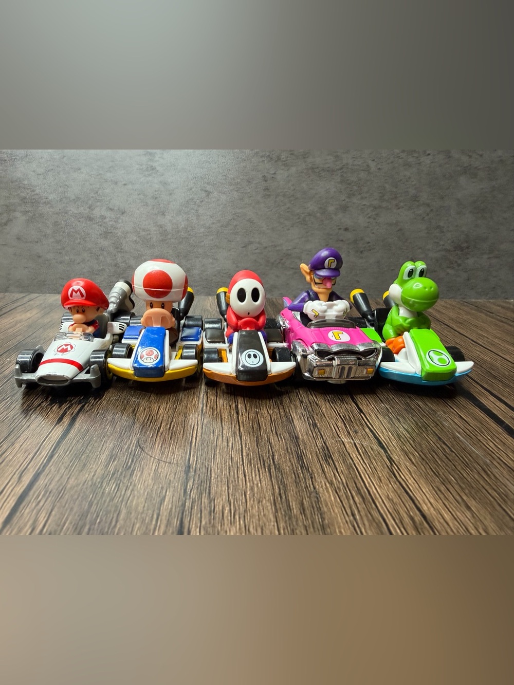 Hot Wheels Mario Kart Diecast Vehicle Lot of 5